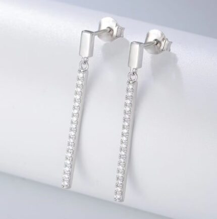 Silver earrings in with zirconia - white